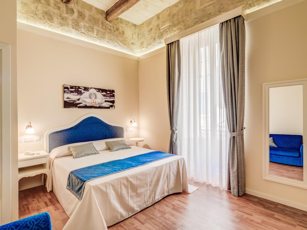 Tano'S Boutique Guesthouse Valletta Room photo